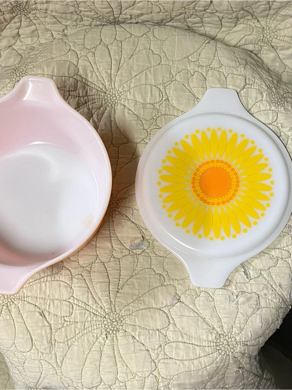 Pyrex Orange Daisy Sunflower Casserole • 1 1/2 quart
